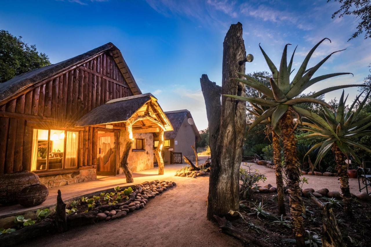 Umkumbe Bush Lodge - Luxury Tented Camp Sabi Sands viltreservat Exteriör bild
