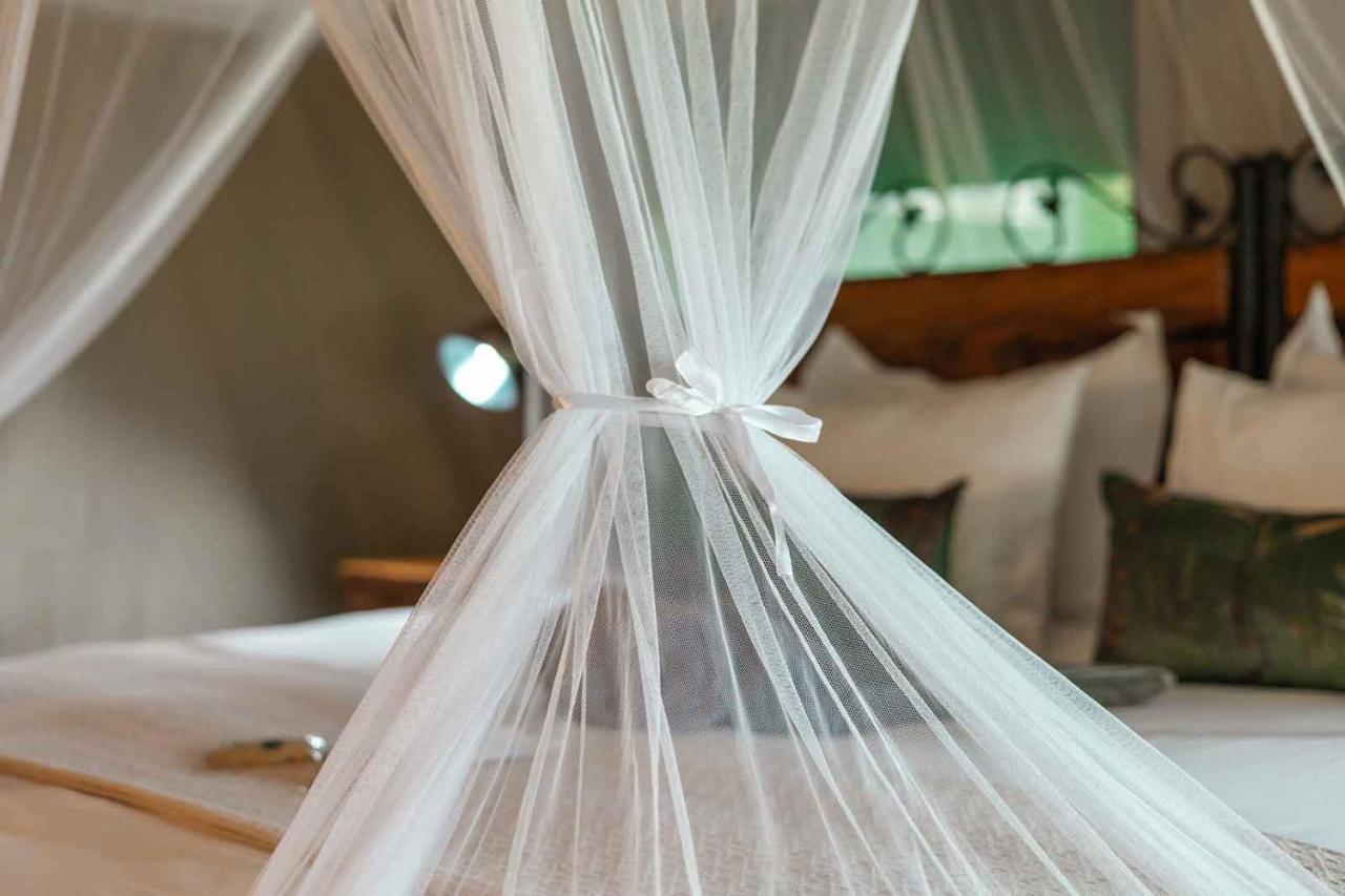 Umkumbe Bush Lodge - Luxury Tented Camp Sabi Sands viltreservat Exteriör bild