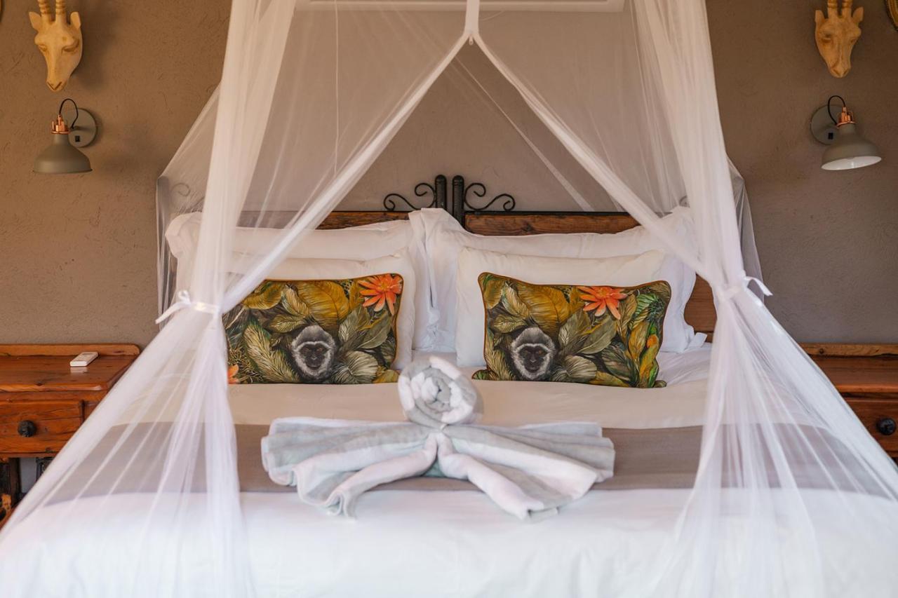 Umkumbe Bush Lodge - Luxury Tented Camp Sabi Sands viltreservat Exteriör bild