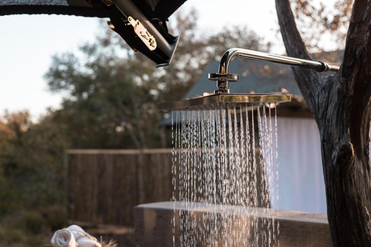 Umkumbe Bush Lodge - Luxury Tented Camp Sabi Sands viltreservat Exteriör bild