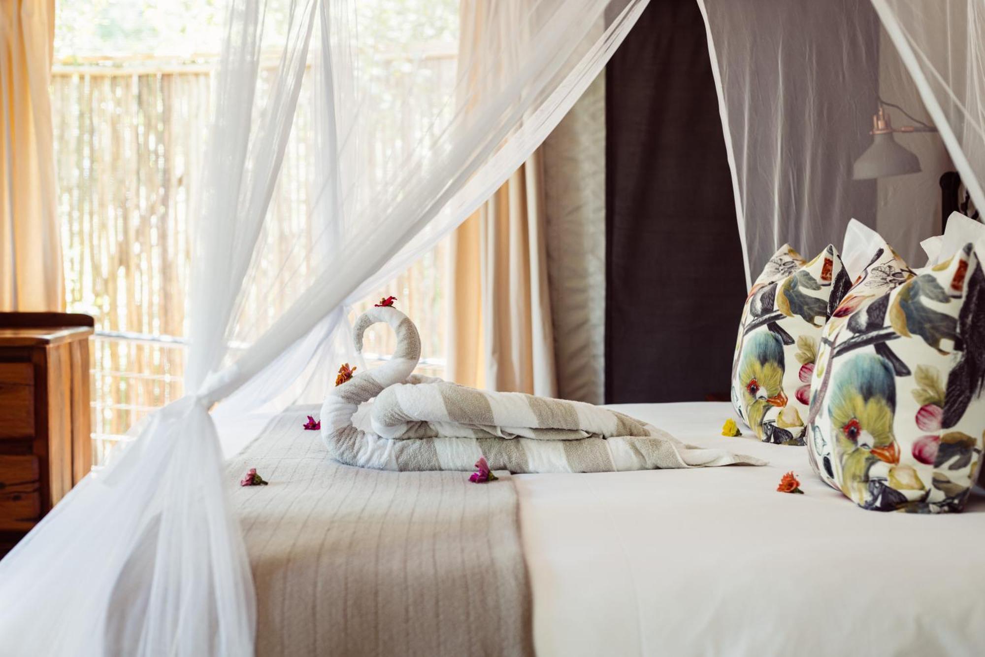 Umkumbe Bush Lodge - Luxury Tented Camp Sabi Sands viltreservat Exteriör bild
