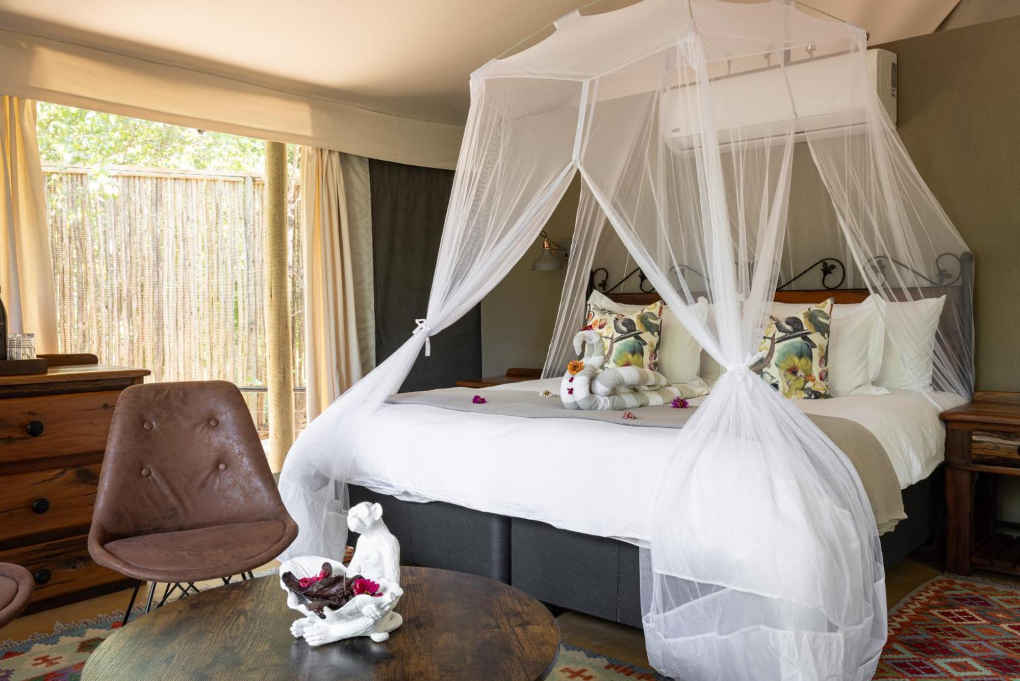 Umkumbe Bush Lodge - Luxury Tented Camp Sabi Sands viltreservat Exteriör bild