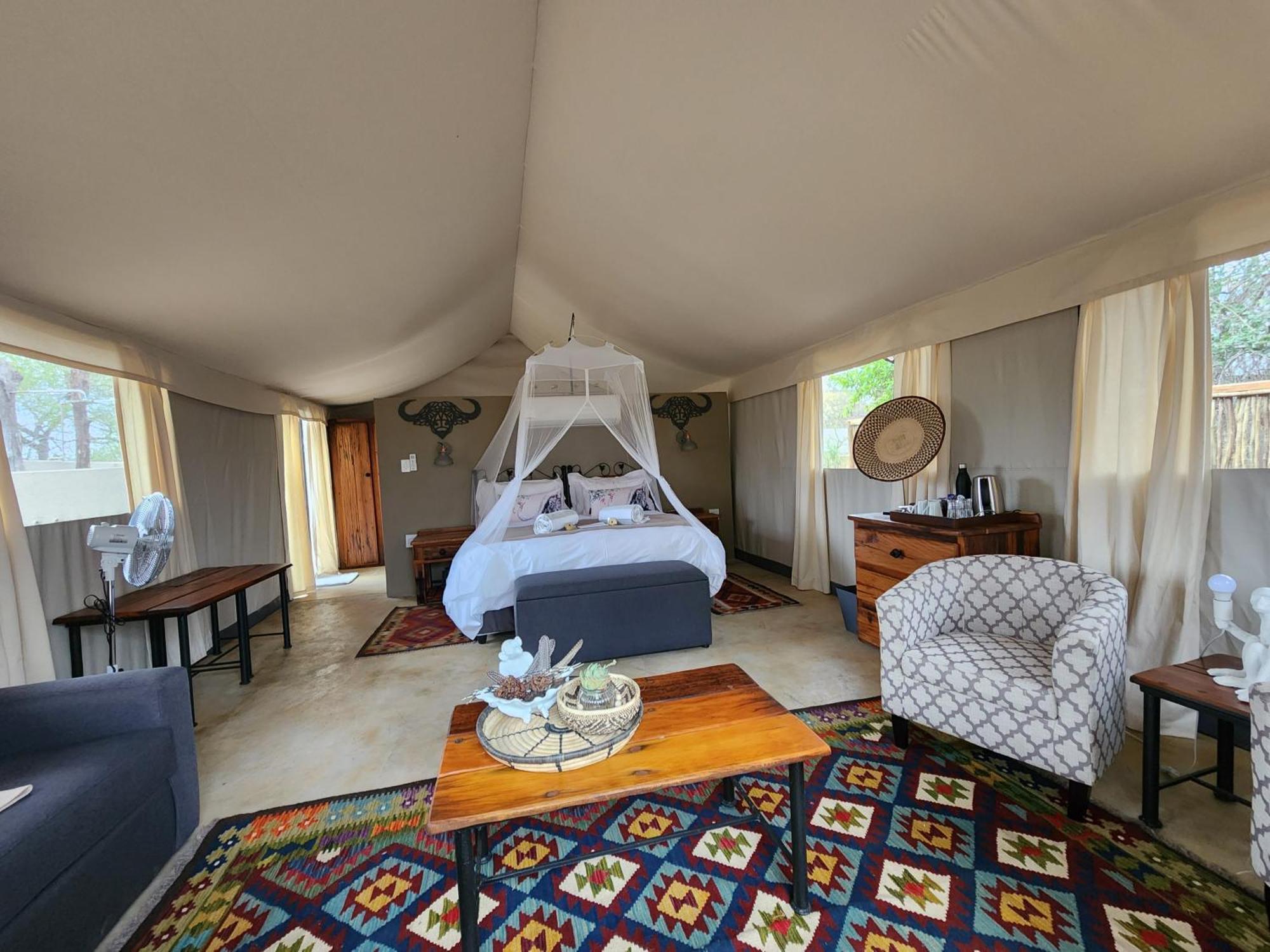 Umkumbe Bush Lodge - Luxury Tented Camp Sabi Sands viltreservat Exteriör bild